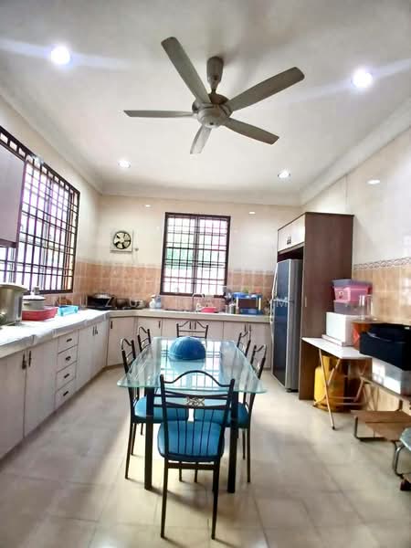 Bungalow House untuk Dijual di Taman Bangi Villa (Bangi) - NUZULHAKIMI . - Kitchen - PropertyGuru.com.my