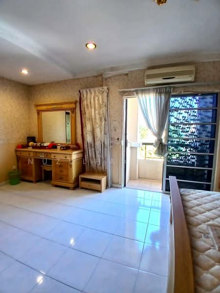 Bungalow House untuk Dijual di Taman Bangi Villa (Bangi) - NUZULHAKIMI . - Bedroom - PropertyGuru.com.my