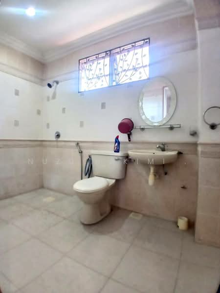 Bungalow House untuk Dijual di Taman Bangi Villa (Bangi) - NUZULHAKIMI . - Bathroom - PropertyGuru.com.my