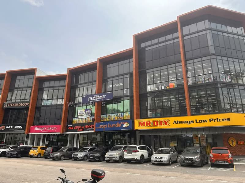 Shop / Office for Sale in Taman Damansara Aliff (Tampoi) - Winson Lim - Exterior - PropertyGuru.com.my