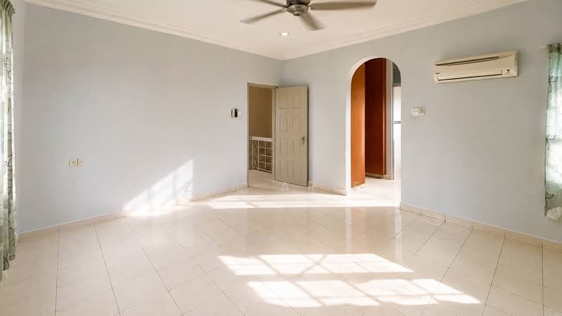 Semi-Detached House for Sale in Saujana Melawati (Melawati) - Zul Arif - Living Room - PropertyGuru.com.my