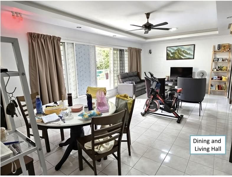 Condominium for Sale at Greenlane Park - Ms Chang - Living Room - PropertyGuru.com.my