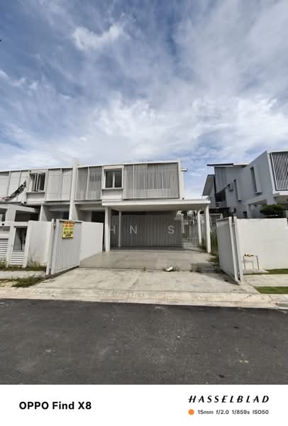 Rumah Berkembar untuk Dijual di Bandar Seri Alam (Masai) - John Sia - Exterior - PropertyGuru.com.my