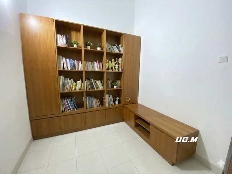Rumah Teres untuk Dijual di Bandar Puteri Klang (Klang) - KH Chong - Study - PropertyGuru.com.my