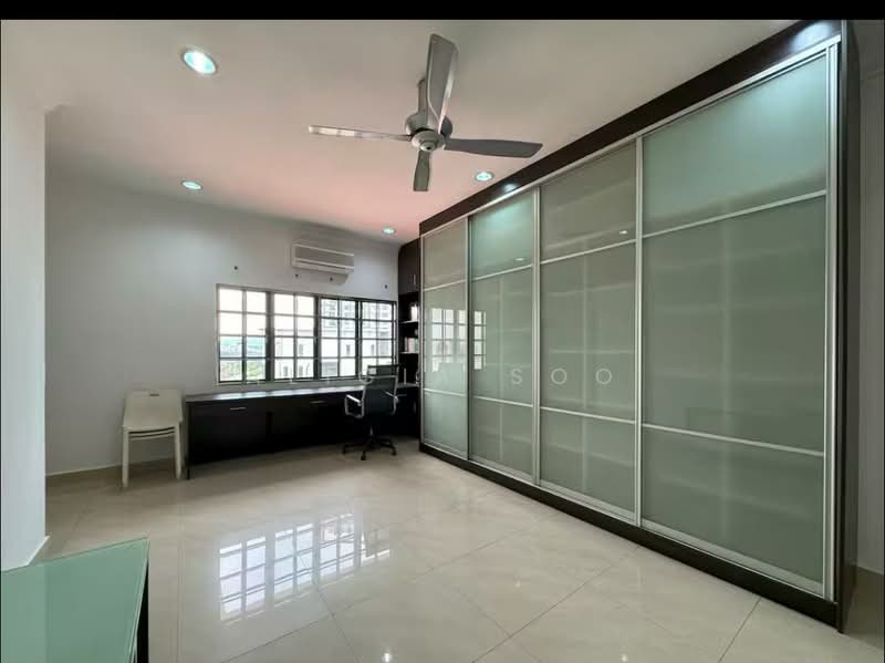 Rumah Berkembar untuk Dijual di Bukit Rahman Putra (Sungai Buloh) - Alicia Soo - Study - PropertyGuru.com.my