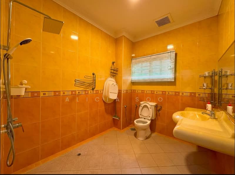 Rumah Berkembar untuk Dijual di Bukit Rahman Putra (Sungai Buloh) - Alicia Soo - Bathroom - PropertyGuru.com.my