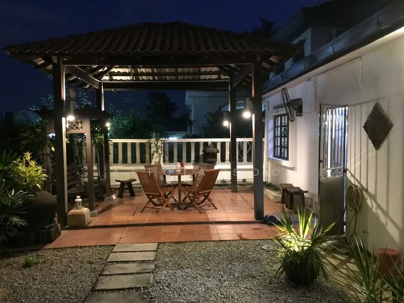 Rumah Berkembar untuk Dijual di Bukit Rahman Putra (Sungai Buloh) - Alicia Soo - Exterior - PropertyGuru.com.my