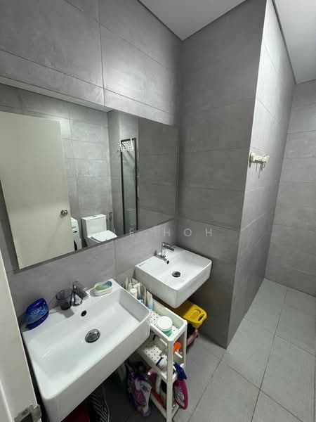 Kediaman Servis untuk Disewa di M Centura - Jie Hoh - Bathroom - PropertyGuru.com.my