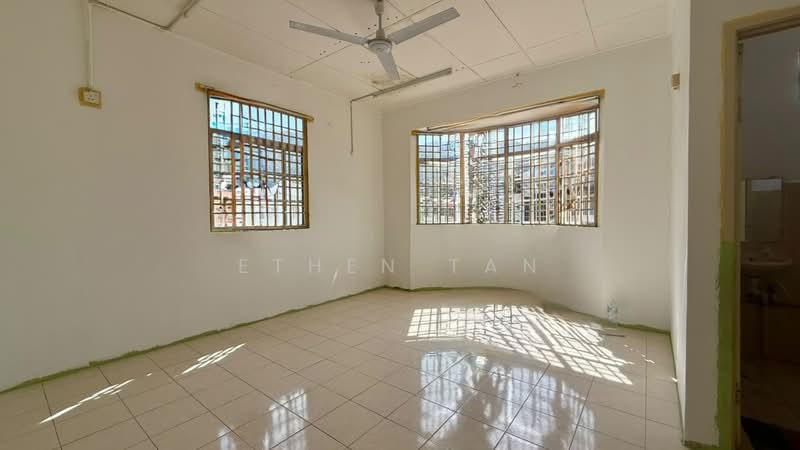 Rumah Teres 2-Tingkat untuk Dijual di Teluk Kumbar (Penang) - Ethen Tan - Interior - PropertyGuru.com.my