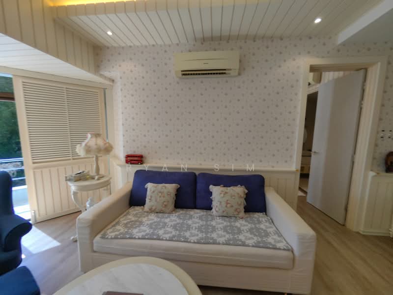Kondominium untuk Disewa di Marina Tower (Ratu Mutiara) - Ryan Sim - Living Room - PropertyGuru.com.my