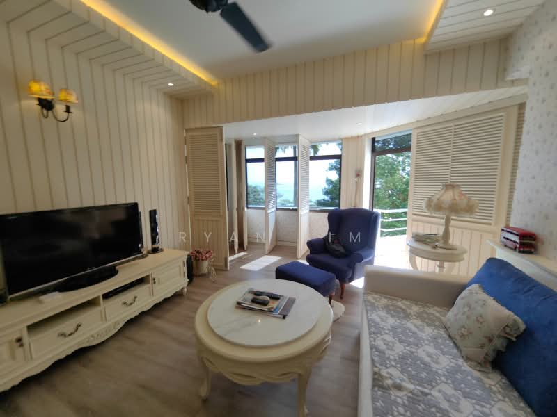 Kondominium untuk Disewa di Marina Tower (Ratu Mutiara) - Ryan Sim - Living Room - PropertyGuru.com.my