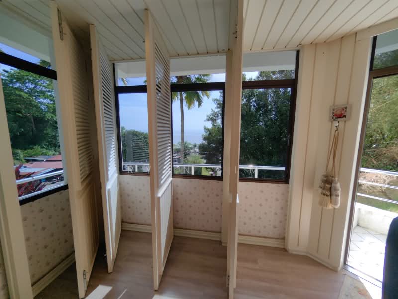 Kondominium untuk Disewa di Marina Tower (Ratu Mutiara) - Ryan Sim - Balcony - PropertyGuru.com.my