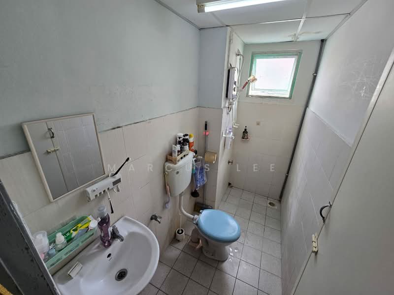 Apartment for Sale at One Selayang - Marcus Lee - Bathroom - PropertyGuru.com.my