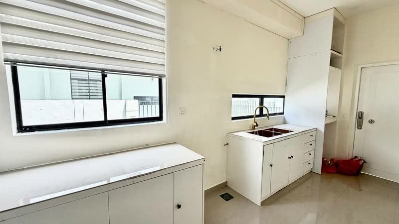 Rumah Berkembar untuk Dijual di Kuala Selangor (Selangor) - Aizuddin Ali - Kitchen - PropertyGuru.com.my