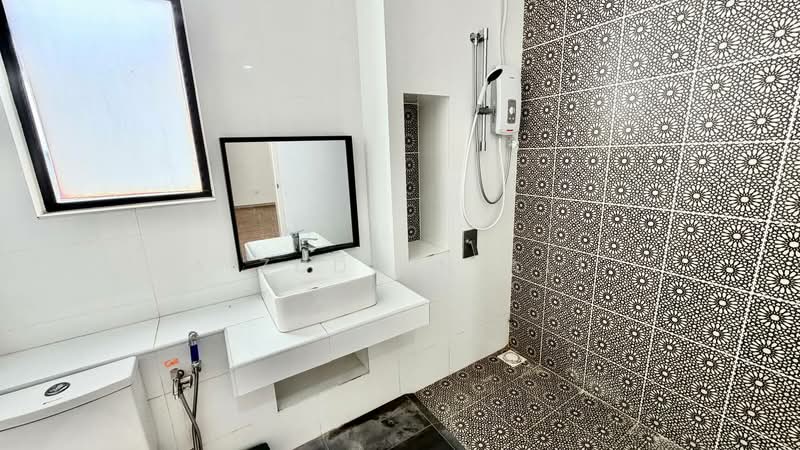 Rumah Berkembar untuk Dijual di Kuala Selangor (Selangor) - Aizuddin Ali - PropertyGuru.com.my