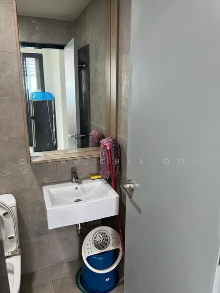 Service Residence for Rent at Suasana @ Utropolis - Cheau Chie Ooi - Bathroom - PropertyGuru.com.my