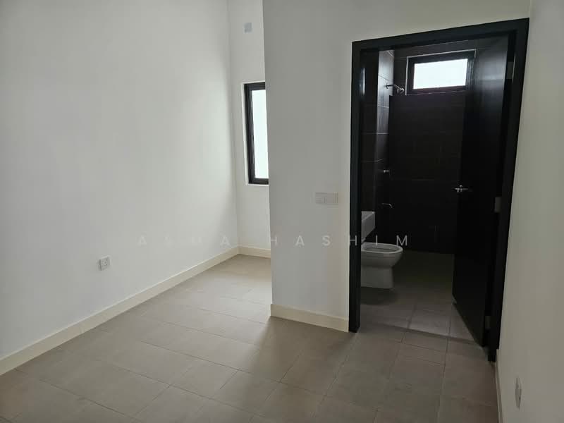 2-storey Terraced House for Sale in Sepang (Selangor) - Asma Hashim - PropertyGuru.com.my