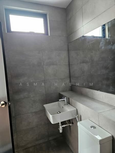 2-storey Terraced House for Sale in Sepang (Selangor) - Asma Hashim - PropertyGuru.com.my