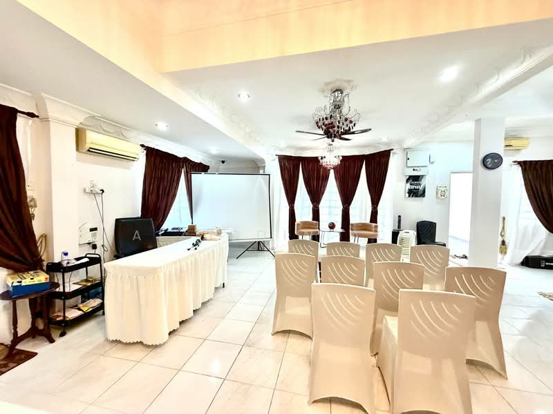 Rumah Teres 3-Tingkat untuk Dijual di Seksyen 7 (Shah Alam) - Aizuddin Ali - PropertyGuru.com.my