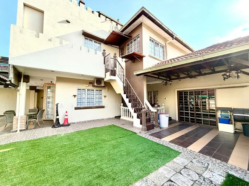 Rumah Teres 3-Tingkat untuk Dijual di Seksyen 7 (Shah Alam) - Aizuddin Ali - PropertyGuru.com.my
