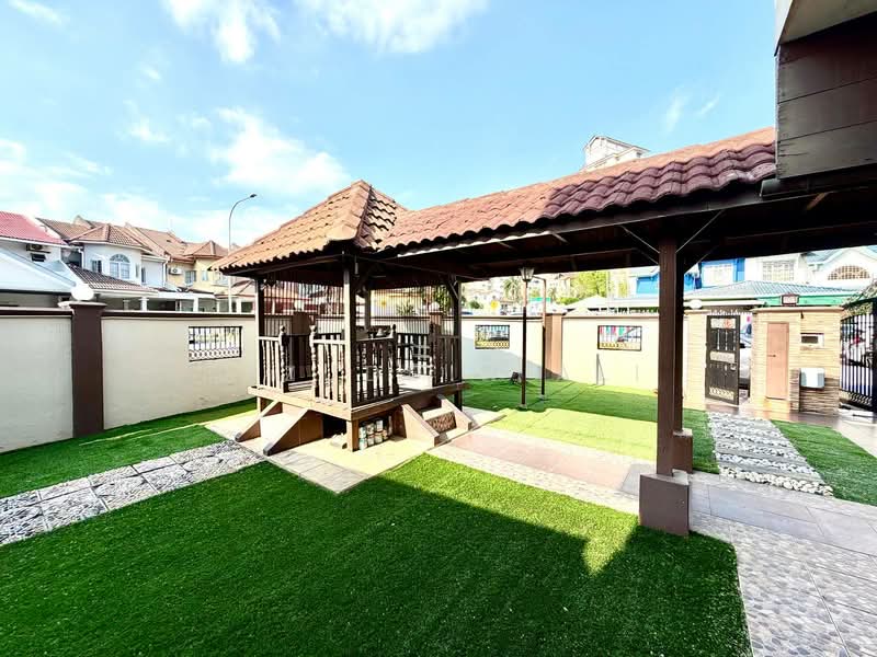 Rumah Teres 3-Tingkat untuk Dijual di Seksyen 7 (Shah Alam) - Aizuddin Ali - PropertyGuru.com.my