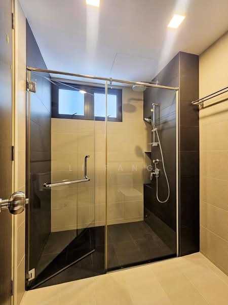 Condominium for Sale at Raffles Tower, Bukit Gambier - Li Fang - Bathroom - PropertyGuru.com.my