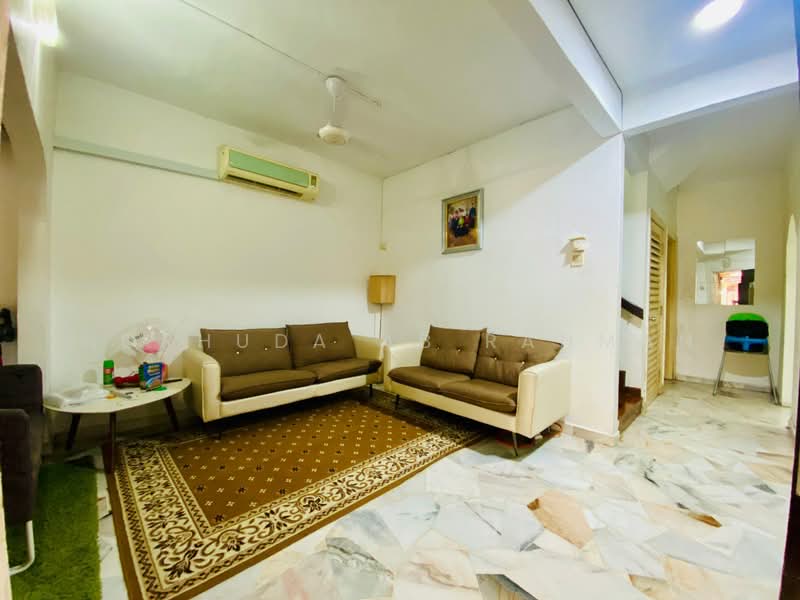 2-storey Terraced House for Sale in Bandar Tun Hussein Onn (Cheras) - Norhuda Ab Rahman - Living Room - PropertyGuru.com.my