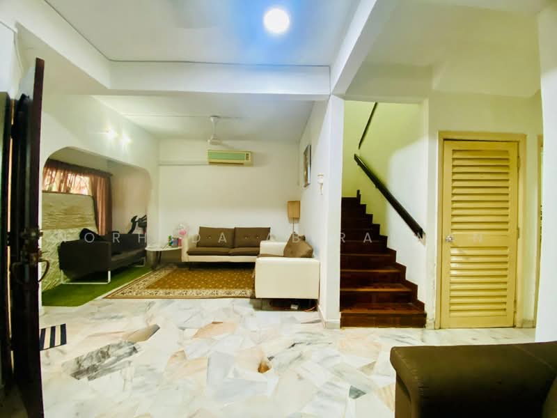 2-storey Terraced House for Sale in Bandar Tun Hussein Onn (Cheras) - Norhuda Ab Rahman - Living Room - PropertyGuru.com.my