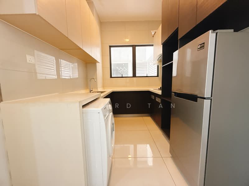 Kondominium untuk Disewa di Royal Strand @ Country Garden Danga Bay - Edward Tan - Kitchen - PropertyGuru.com.my