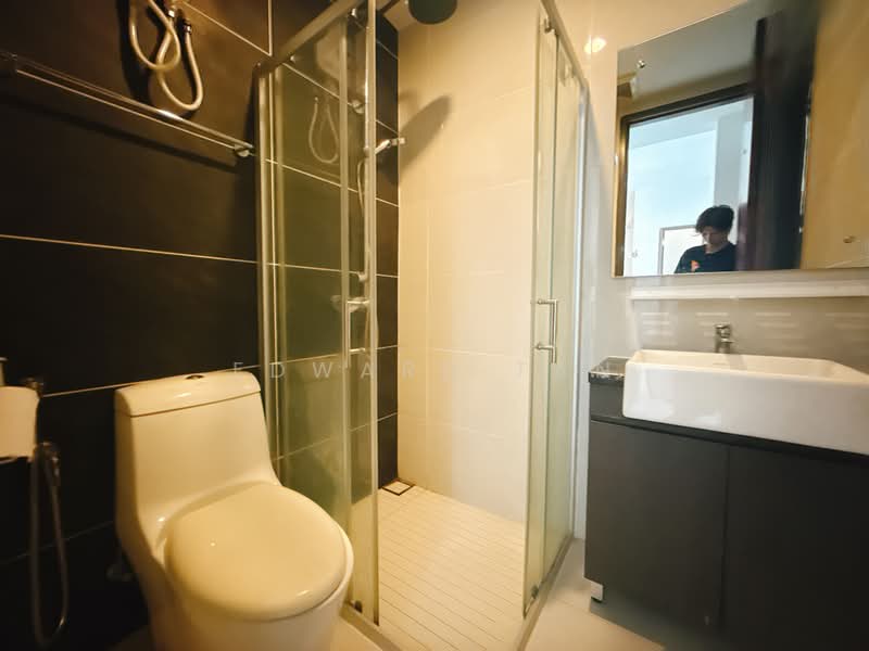 Kondominium untuk Disewa di Royal Strand @ Country Garden Danga Bay - Edward Tan - Bathroom - PropertyGuru.com.my