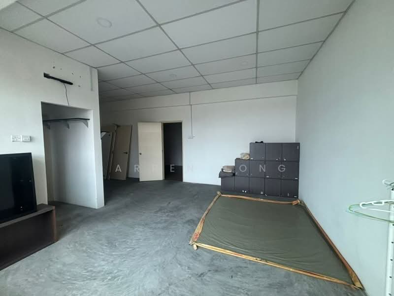 Shop / Office for Rent in Taman Molek (Johor Bahru) - Darren Hong - Interior - PropertyGuru.com.my