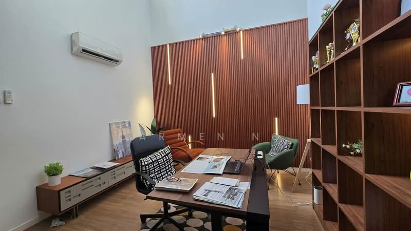 Rumah Teres untuk Dijual di Bandar Tropicana Aman (Telok Panglima Garang) - Carmen Ng - Study - PropertyGuru.com.my