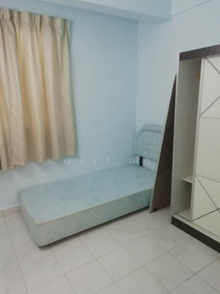 Service Residence for Sale at Serdang Skyvillas (Serdang Perdana) - Matt Ho - Bedroom - PropertyGuru.com.my