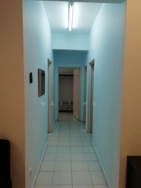Service Residence for Sale at Serdang Skyvillas (Serdang Perdana) - Matt Ho - Corridor - PropertyGuru.com.my