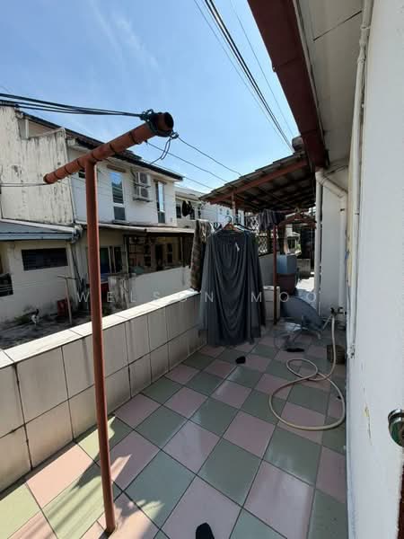 Rumah Teres 2-Tingkat untuk Dijual di Taman Melawati (Ulu Kelang) - Welson Moo - Balcony - PropertyGuru.com.my