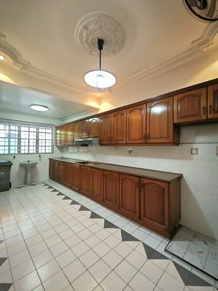 Rumah Teres 2-Tingkat untuk Dijual di Taman Perling (Perling) - SY Ngo - Kitchen - PropertyGuru.com.my