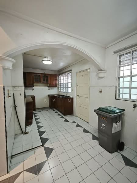 Rumah Teres 2-Tingkat untuk Dijual di Taman Perling (Perling) - SY Ngo - Kitchen - PropertyGuru.com.my