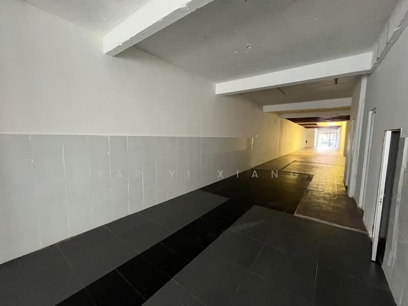 Shop / Office untuk Disewa di George Town (Penang) - Yap Yi Xiang - Corridor - PropertyGuru.com.my