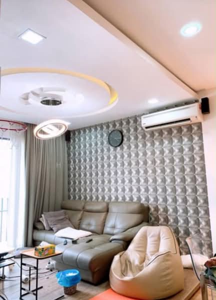 Kediaman Servis untuk Disewa di TRiGON Luxury Residences - Hanz Low - Living Room - PropertyGuru.com.my
