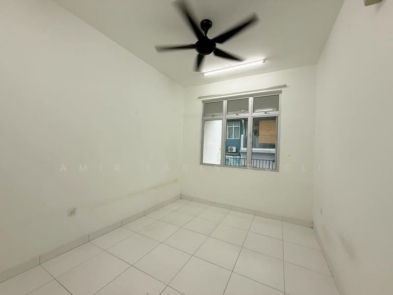 2-storey Terraced House for Sale in Mutiara Rini (Skudai) - Amir Faris Rusli - Interior - PropertyGuru.com.my