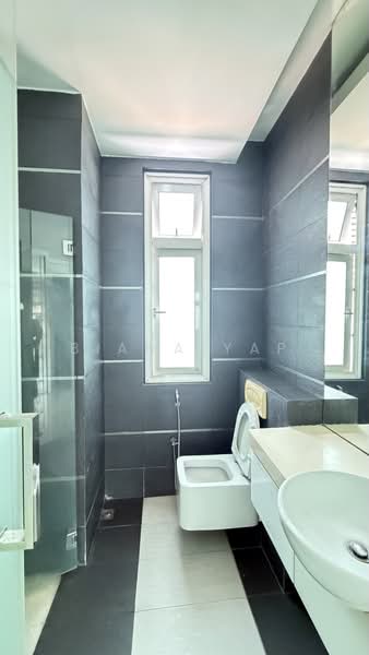 Semi-Detached House for Rent in KL City Centre (Kuala Lumpur) - Biana Yap - Bathroom - PropertyGuru.com.my