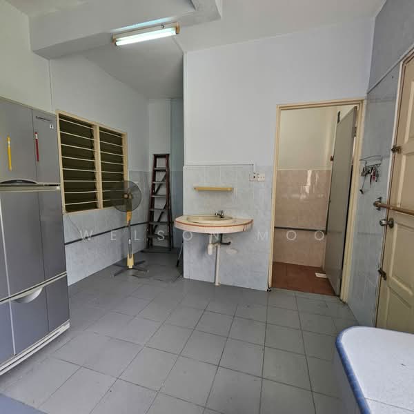 2-storey Terraced House for Sale in Taman Melawati (Ulu Kelang) - Welson Moo - Kitchen - PropertyGuru.com.my
