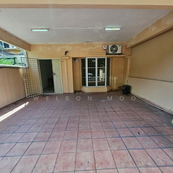 2-storey Terraced House for Sale in Taman Melawati (Ulu Kelang) - Welson Moo - Entrance - PropertyGuru.com.my