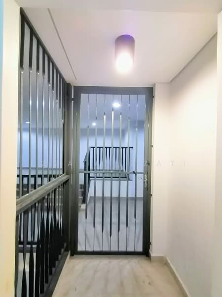 Kediaman Servis untuk Disewa di Radia Residences - Izzaza Izzati - Entrance - PropertyGuru.com.my