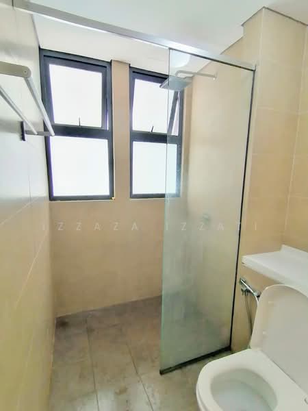 Kediaman Servis untuk Disewa di Radia Residences - Izzaza Izzati - Bathroom - PropertyGuru.com.my