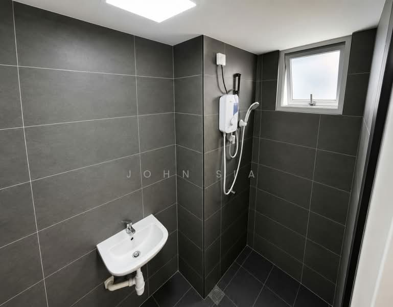 Service Residence for Sale at Midas @ Seri Alam - John Sia - Bathroom - PropertyGuru.com.my