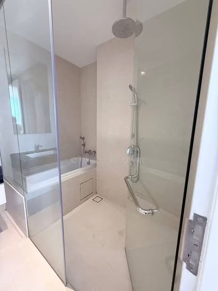 Service Residence for Rent at Pavilion Ceylon Hill - CY Lok - Bathroom - PropertyGuru.com.my