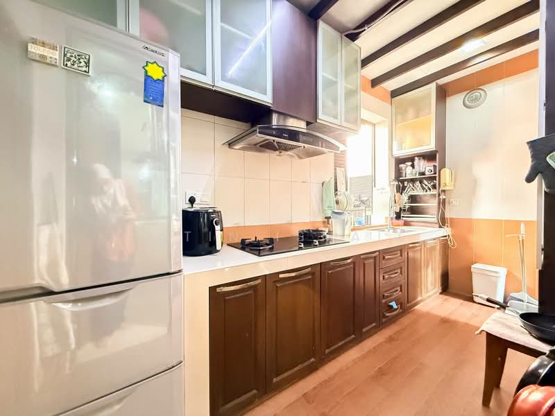 Bungalow House for Sale in Bandar Putra Permai (Seri Kembangan) - Fatin Ismail - Kitchen - PropertyGuru.com.my