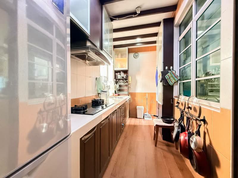 Bungalow House for Sale in Bandar Putra Permai (Seri Kembangan) - Fatin Ismail - Kitchen - PropertyGuru.com.my