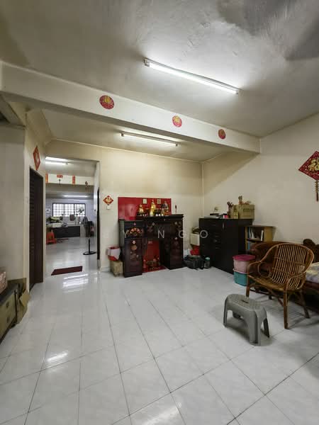 Rumah Teres 2-Tingkat untuk Dijual di Taman Muhibbah (Kulai) - SY Ngo - Living Room - PropertyGuru.com.my